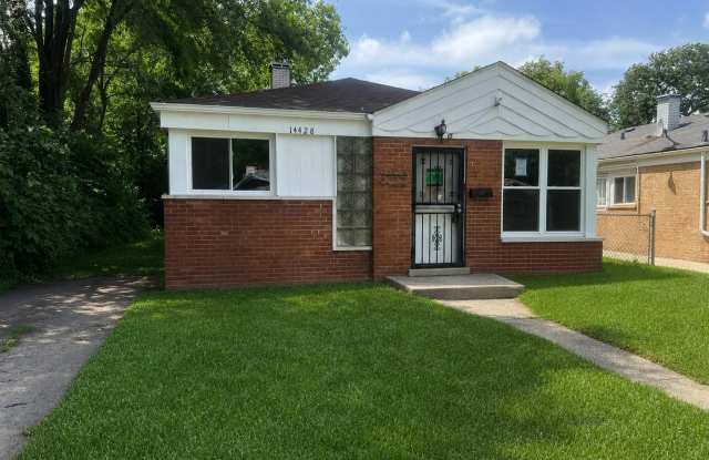 14428 University Avenue photos photos