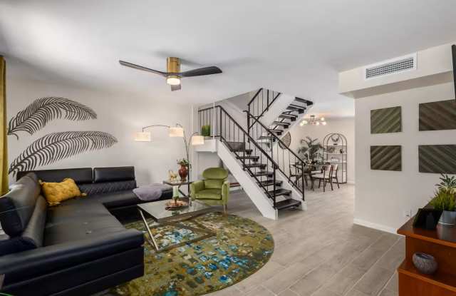 Heart of Old Town Scottsdale 2 bedroom 2.5 bathroom! photos photos