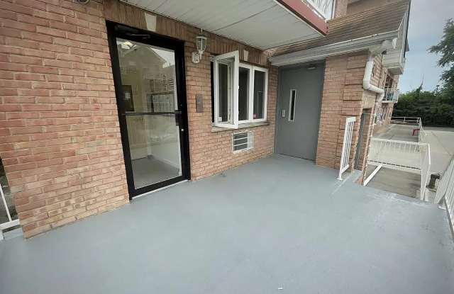 3633 169th St Apt 2F - 36-33 169th Street, Queens, NY 11358