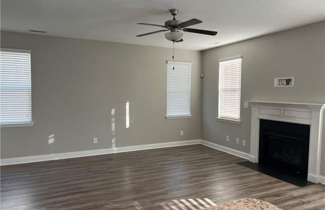 312 Derby Lane Gallery 3