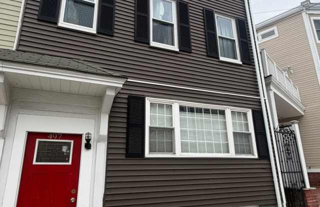 Cozy and Sunlit 1 bed 1 Bath! photos photos