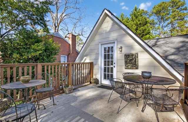 613 Pelham Road NE photos photos