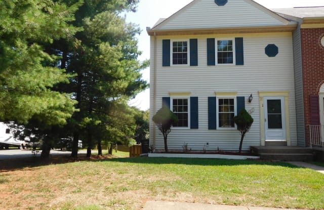 8601 POINT OF WOODS DRIVE - 8601 Point of Woods Drive, Manassas, VA 20110