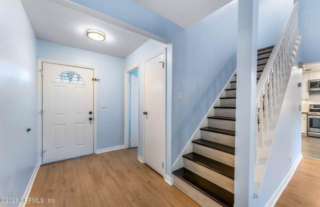 11326 TROTTING HORSE Lane S Gallery 4