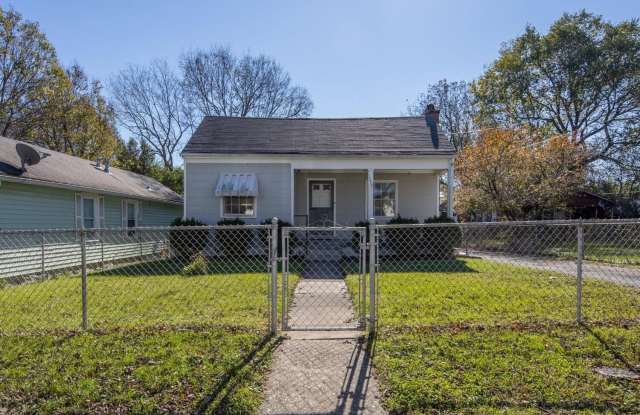1220 Hammond Avenue Gallery 2