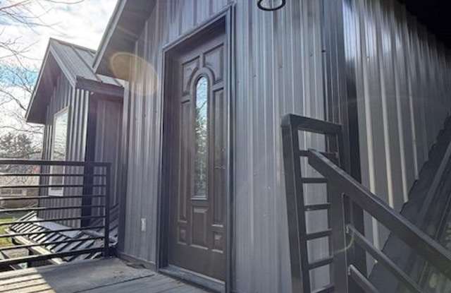 522 East Main Street photos photos