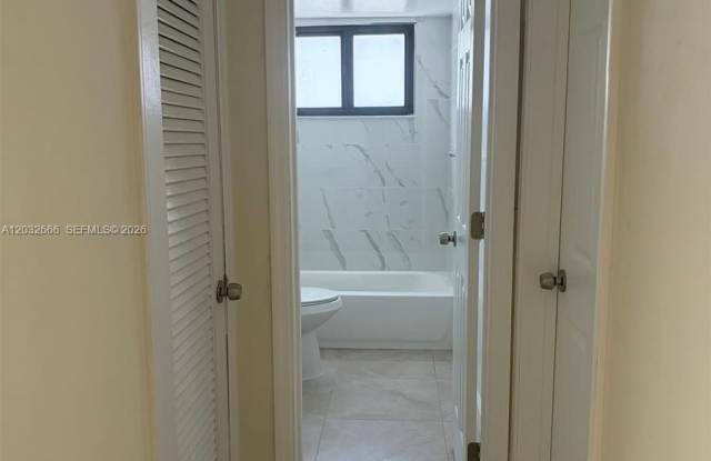 61 W 13th St photos photos