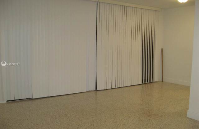 4310 SW 98th Ct Gallery 3
