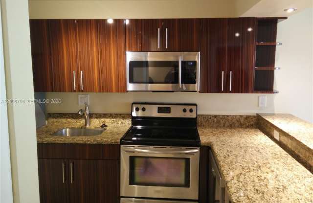 3285 Foxcroft Rd photos photos