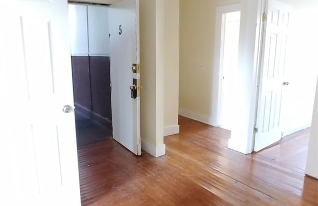 1561 Chapel St Unit 5 - 1561 Chapel St, New Haven, CT 06511
