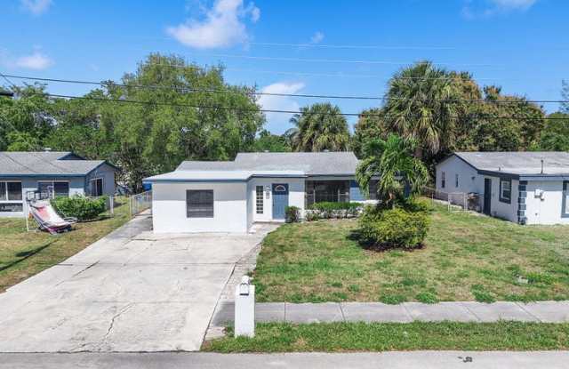 143 Ne 6th Court photos photos