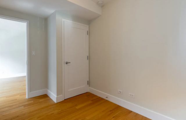 153 East 33rd St. Gallery 3