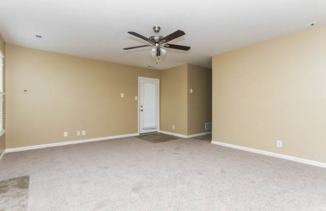 11444 Drabble Lane Gallery 3
