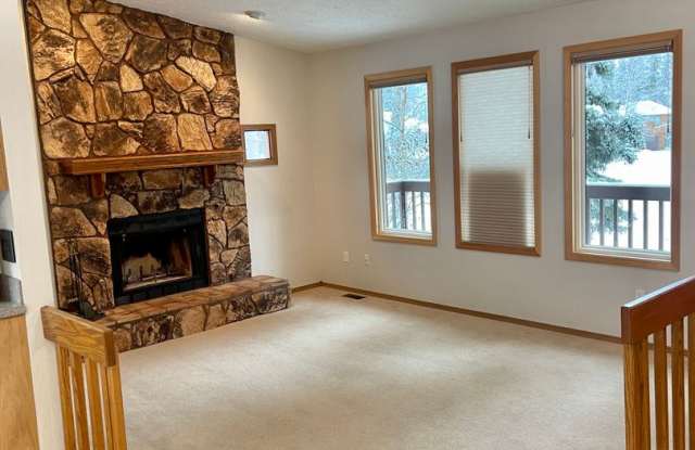 3 bed/2.75 bath House Eagle River photos photos