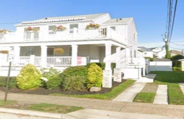 9103 Amherst Ave photos photos