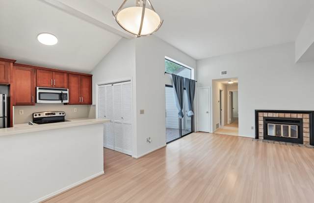 1540 Meadow Ridge Circle Gallery 1