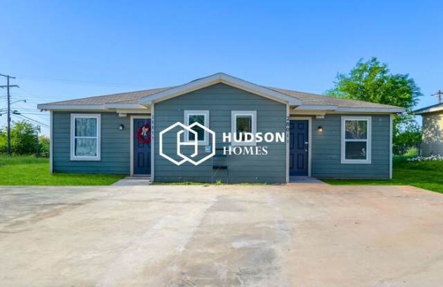 2801 Roanoke Drive photos photos