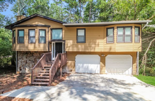 5870 Wellborn Trl - 5870 Wellborn Trail, Redan, GA 30058