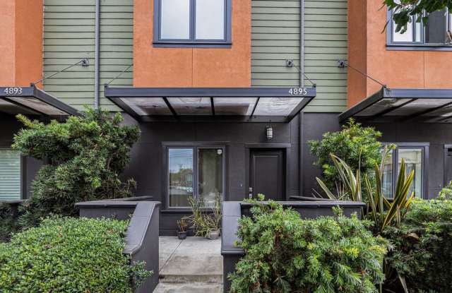 4895 Shattuck Ave - 3+ bedroom | 2 bath | Townhouse photos photos