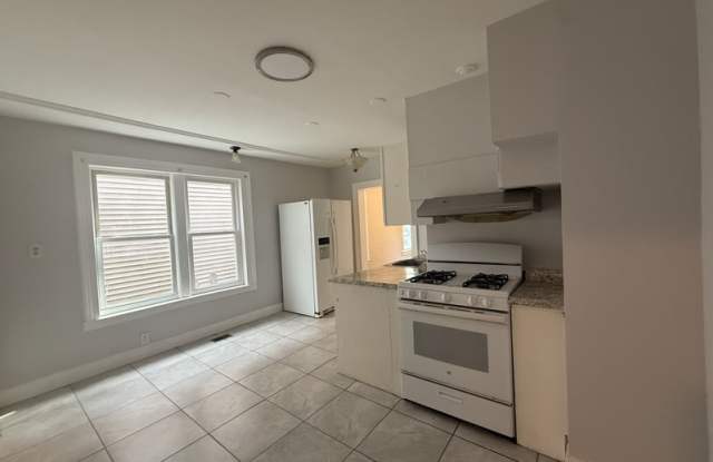 509 Yates Street - 1 Gallery 2