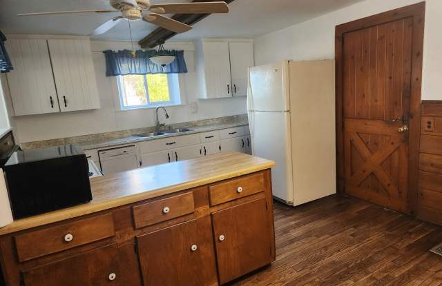 307 W Wisconsin Ave photos photos