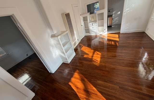 2012  Argyle Avenue - 2012 Argyle Avenue, Los Angeles, CA 90068