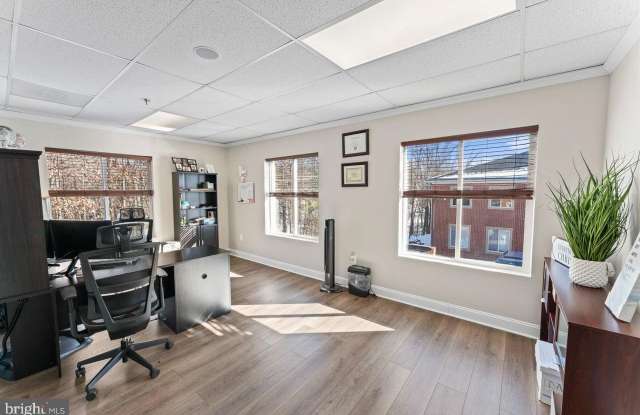9420 FORESTWOOD Lane Gallery 4