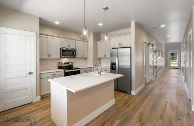 $1000 Off First Month's Rent! Gallery 3