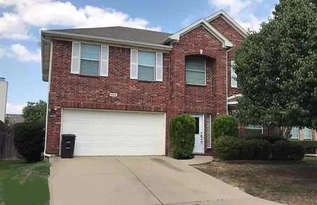 4956 Sunset Ridge Drive - 4956 Sunset Ridge Drive, Fort Worth, TX 76123