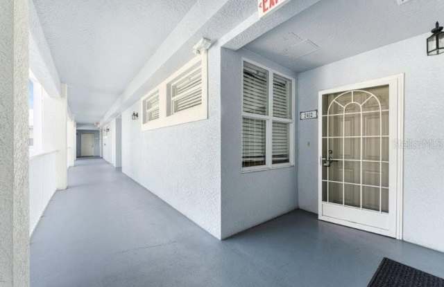 2001 BAL HARBOR Boulevard Gallery 2