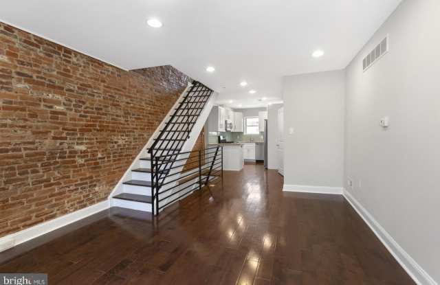 2045 WILDER Street photos photos