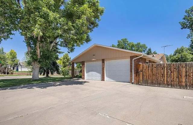 1506 Oak Drive Gallery 3