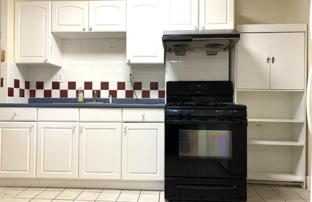 12 Evergreen Square photos photos