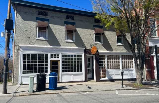 138 S Front Street, A photos photos