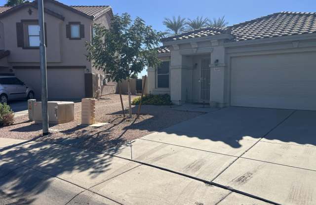 15481 W CAMERON Circle Gallery 2