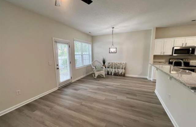 4355 Rivergate Ln. Gallery 2