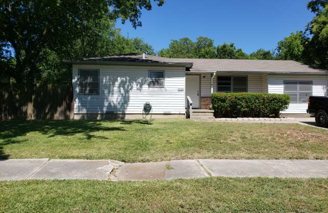 1006 S 21st St photos photos