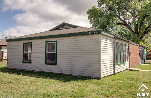 1728 N Waco Ave - 1728 N Waco Ave, Wichita, KS 67203