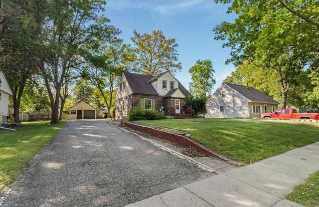 828 15th Street - 828 15th Street Southwest, Willmar, MN 56201