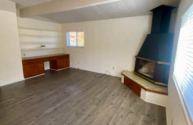 818 2nd Street-Placement Property Gallery 4
