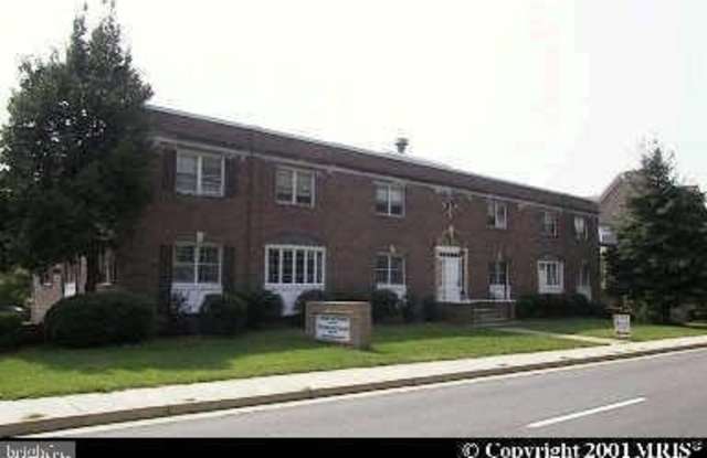210 BROAD Street E Gallery 1