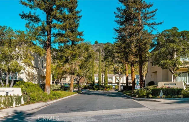 5927 E Creekside - 5927 East Creekside Avenue, Orange, CA 92869