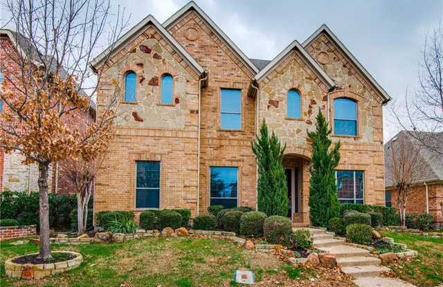 2231 Luckenbach Lane Gallery 2