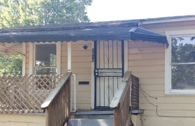 3910 Flora Ave - 3910 Flora Avenue, Shreveport, LA 71109