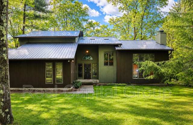 98 Beaver Dam Rd photos photos
