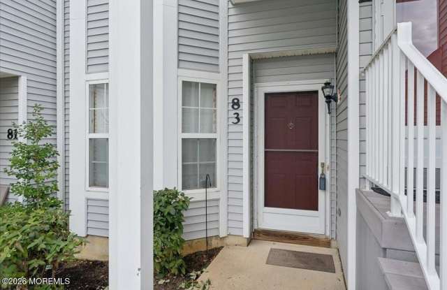 83 Pagoda Lane Gallery 4