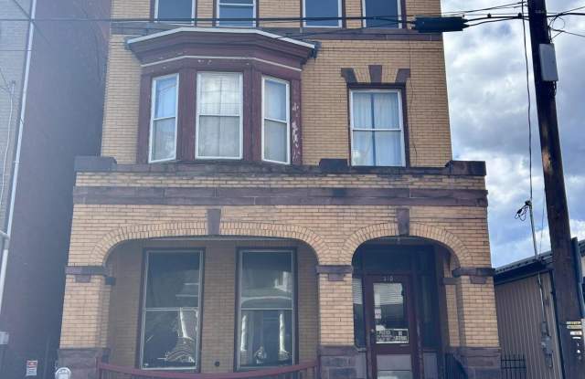 310 N SHAMOKIN Street Gallery 1