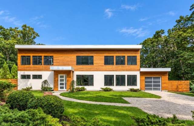 6 Landfall Circle Gallery 1