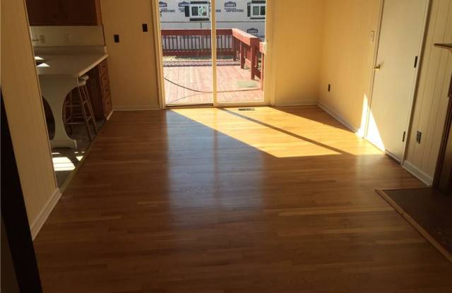 105 Parker Avenue Gallery 4