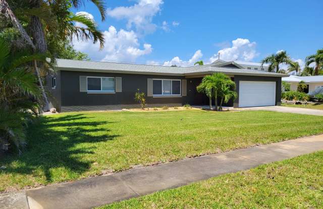 245 Harbour Drive E photos photos